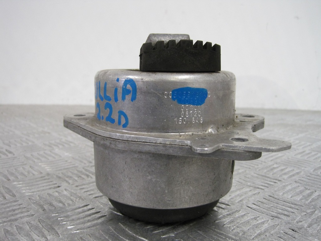 фото №1, Кронштейн подушка двигуна alfa romeo giulia 00505515140