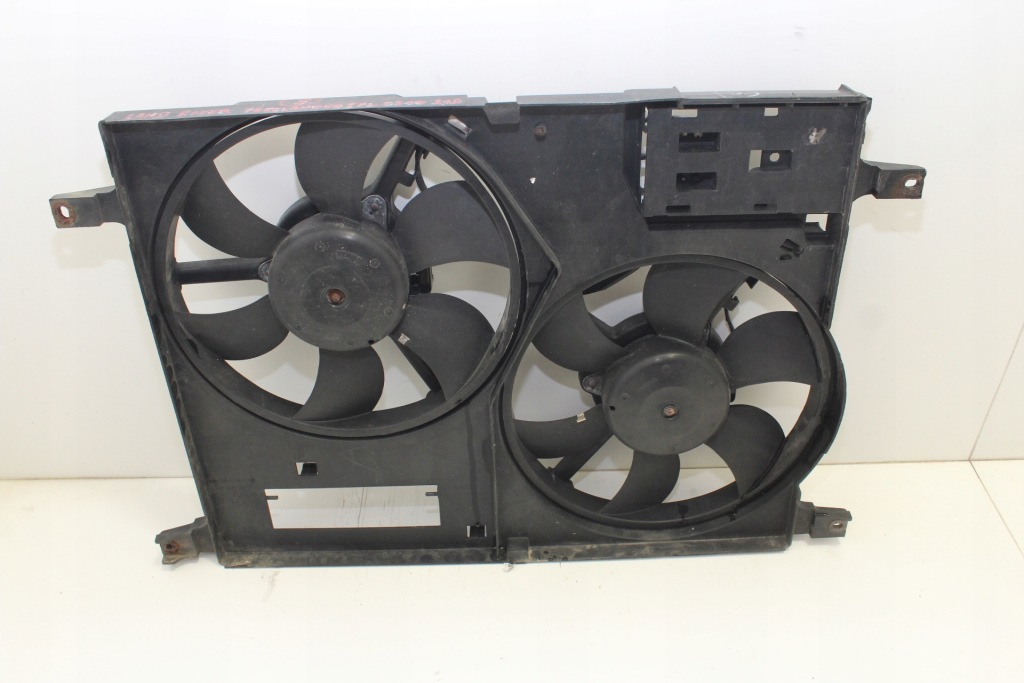 Купить Land rover оригинальный номер 8240327 вентилятор радиатора