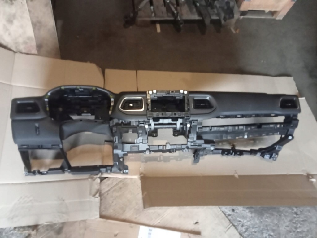 фото №1, Консоль панель приладів renault master iv movano b