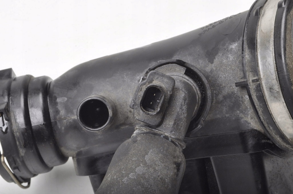 фото №7, Bmw f20 f21 f30 f31 f32 резонатор повітря 8601681