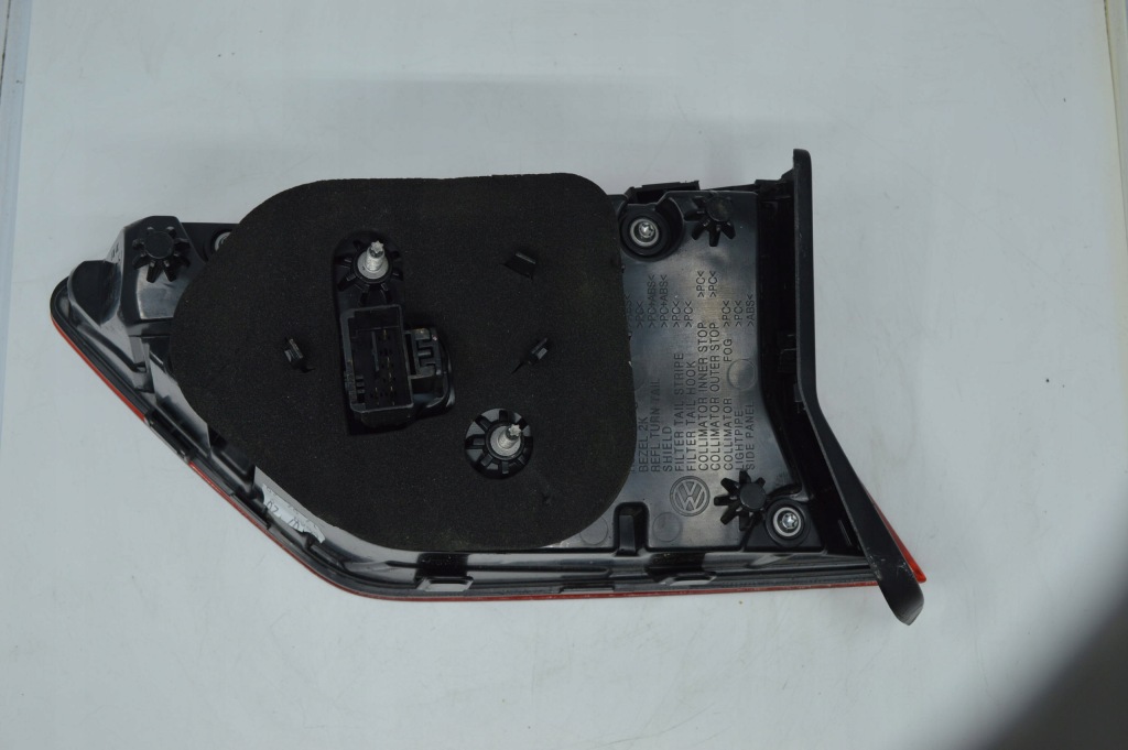 фото №13, Vw tiguan ii 2016-2022 лампа задняя левая внутренняя iq light 5na945307h