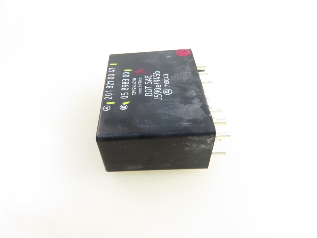 фото №5, Реле mercedes-benz w124 2018210047 05898300