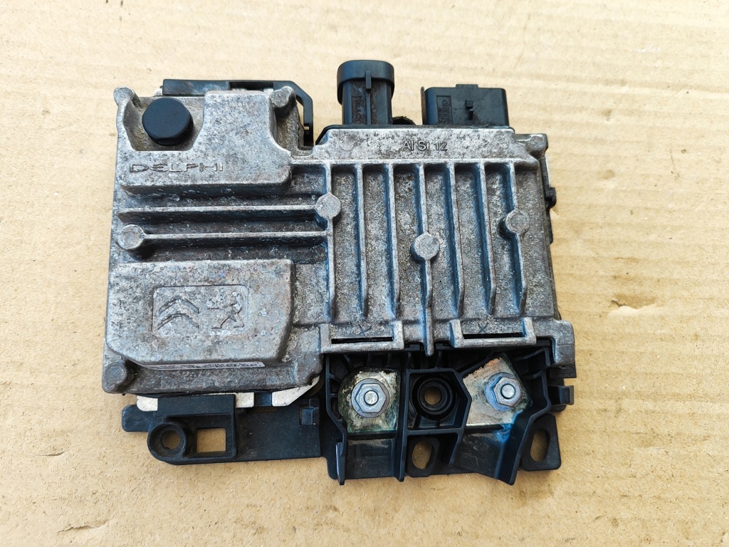 Купить Citroen peugeot opel модуль блок управления запуск стоп 9810858280