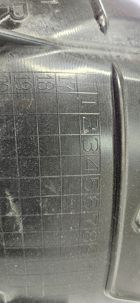 фото №11, Подкрылок nissan leaf ii 2017 - ze1 правый перед orginał правое