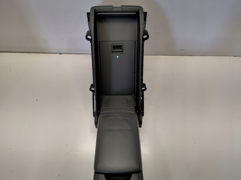 фото №5, Audi a8 d4 11r підлокітник сидіння задня