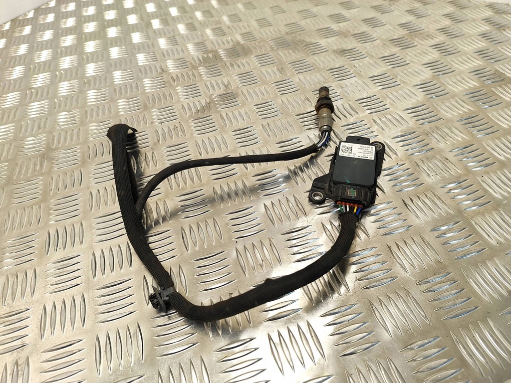 фото №2, Citroen ds7 crossback 2018 датчик лямбда-зонд