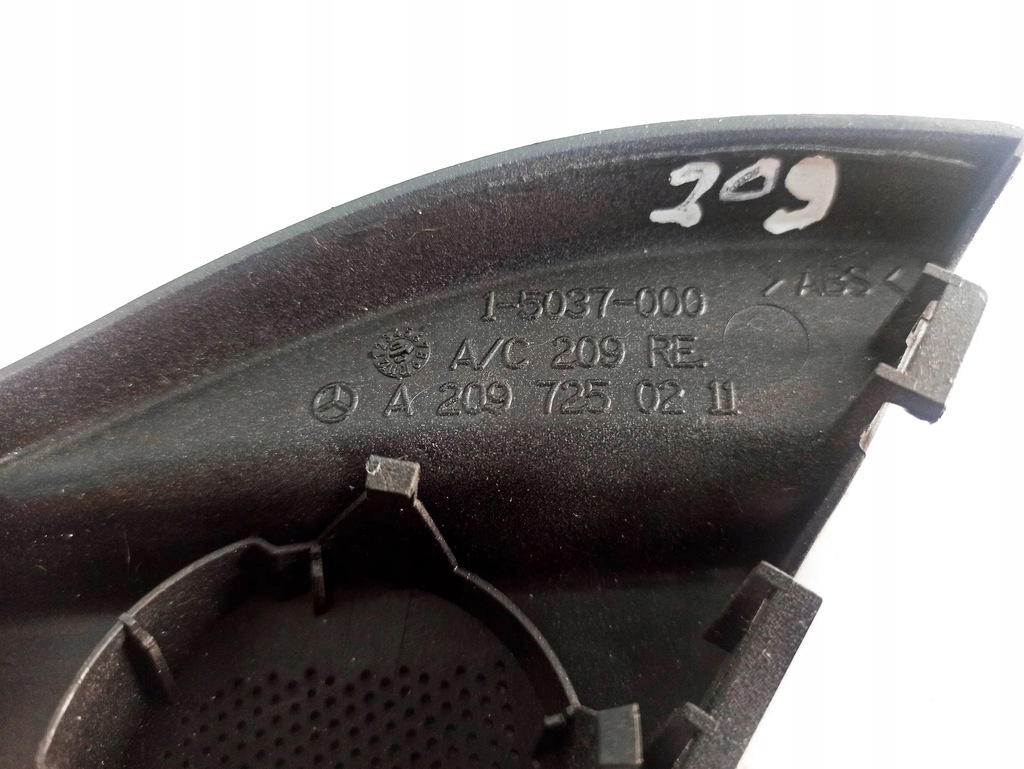 фото №15, Mercedes-benz clk a209 c209 2003 панели приборная, консоль