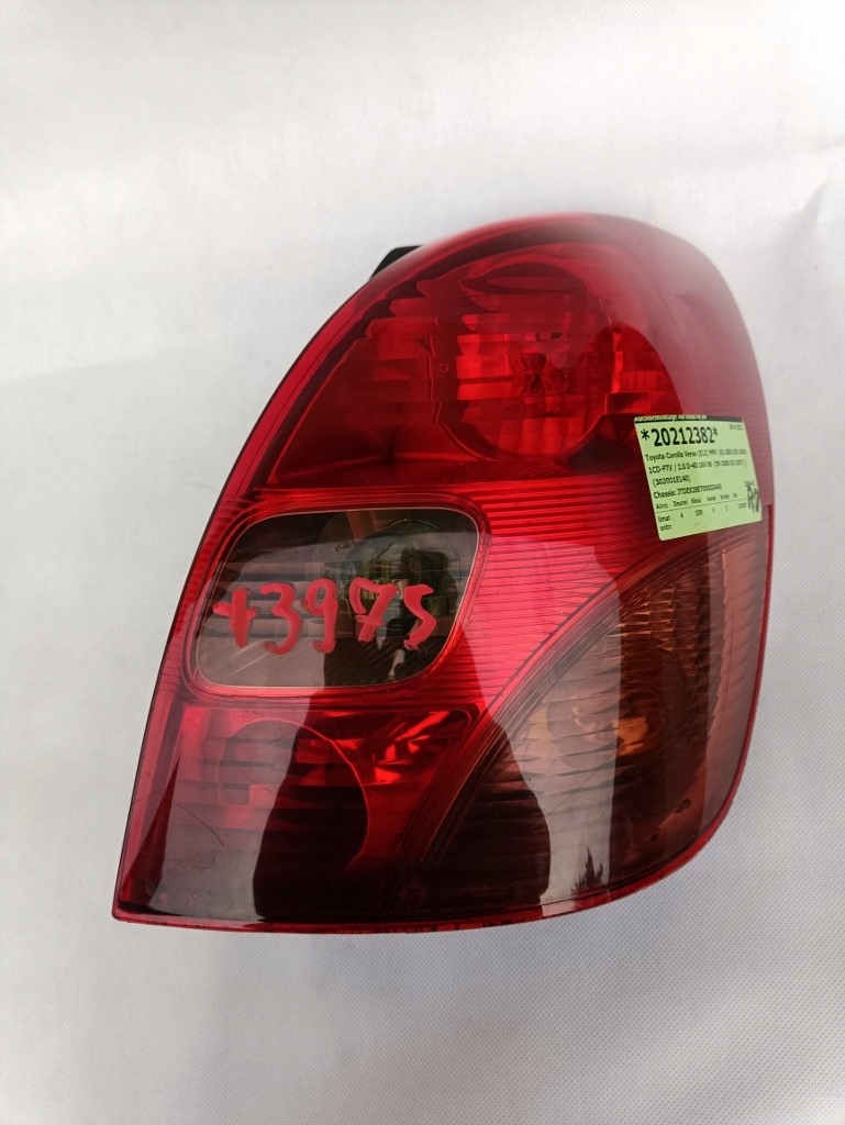 фото №1, Toyota corolla verso лампа задняя правая