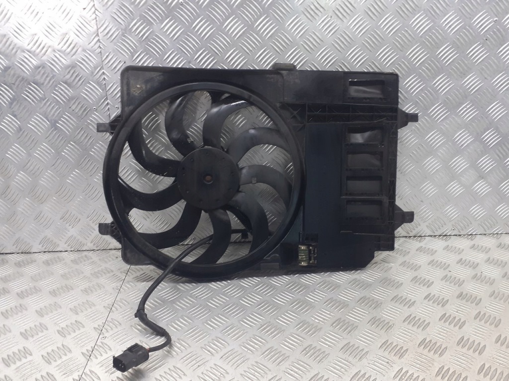 фото №1, Вентилятор радиатора mini one r50 1.6 16v 17421475577-02