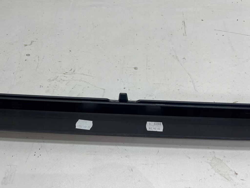 фото №13, Audi a3 8y s-line sline молдинг порог правая 8y0853860