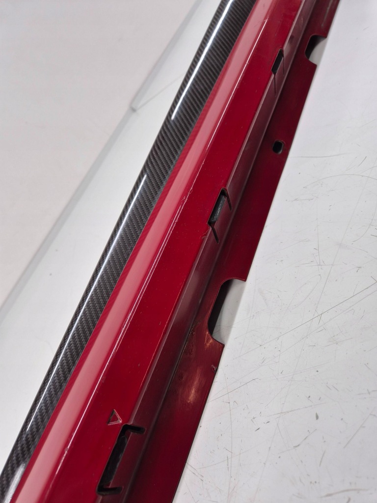 Накладка порог правая сторона alfa romeo giulia 156107540 Оригинал