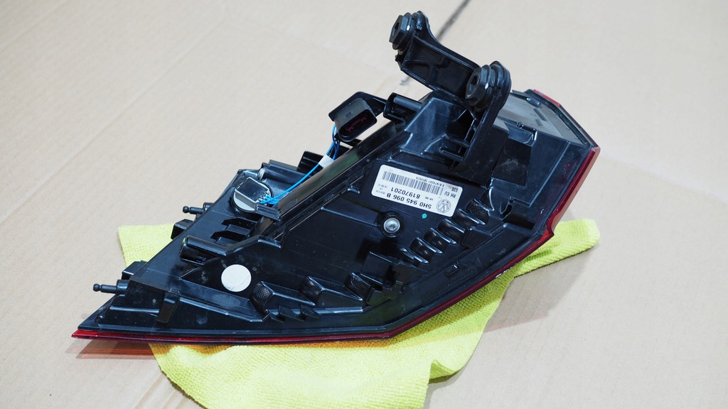 фото №11, Vw volkswagen golf viii 8 лампа правая задняя 5h0945096b