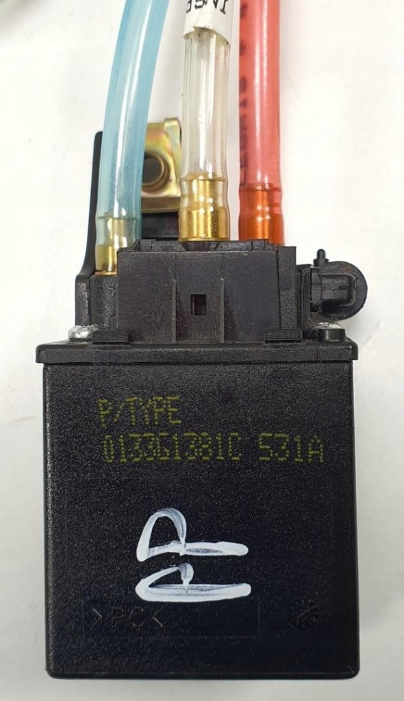 Моторчик сиденье правый перед range rover iii l322 Цена