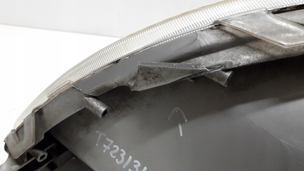 фото №14, Toyota yaris 99-03 лампа правая перед