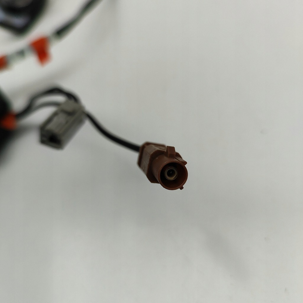 фото №8, Nissan leaf ii ze1 2018 антенна gps