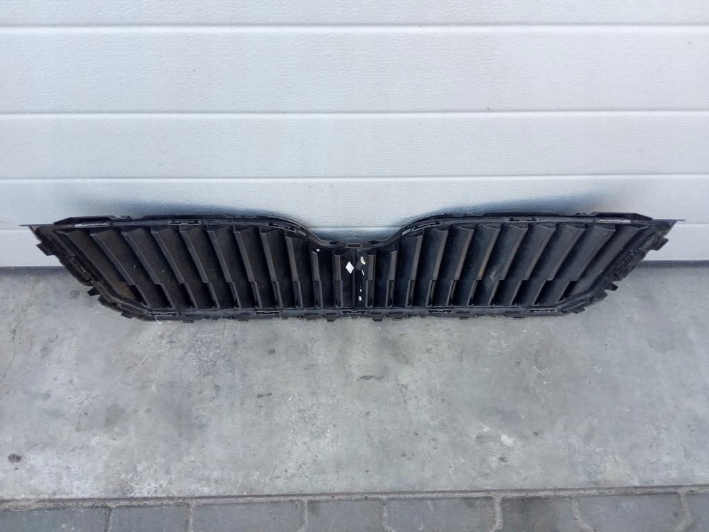 Skoda superb ii 3t0 lift 13- решётка радиатора решётка радиатора бампера Недорого