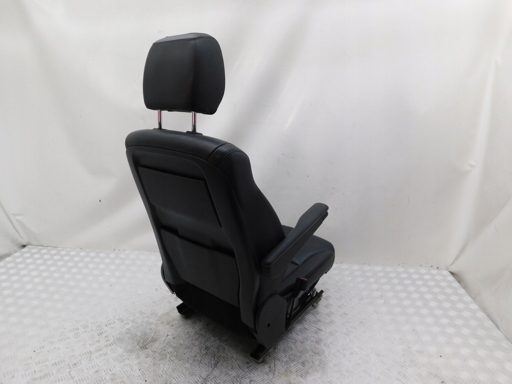 фото №9, Сиденье левый водителя land rover discovery v l462