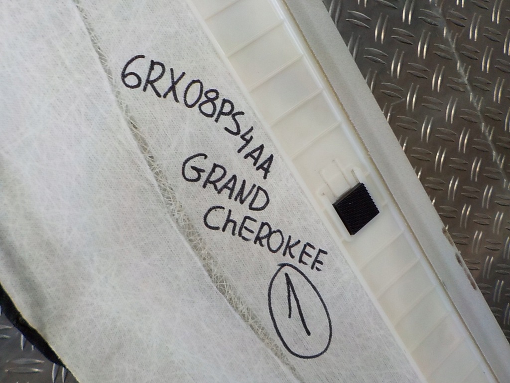 фото №6, Grand cherokee wk2 lift 17- 20 потолок панорама