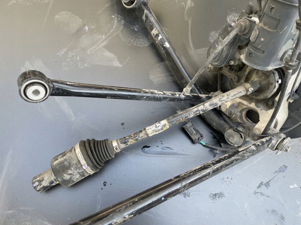 фото №1, Приводной вал задняя правая jeep compass ii p68287864ab