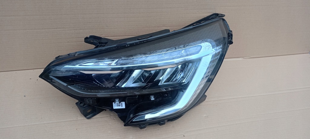 фото №7, Лампа перед передняя левая renault clio v 5 19-24rok full led 260609987r org