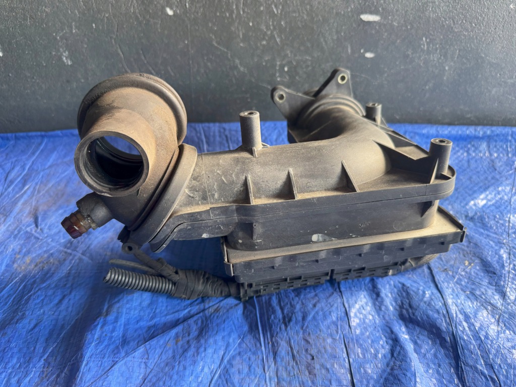 Бортовий комп'ютер блок керування двигуна mercedes-benz a0285453832 a1661403000 Доставка