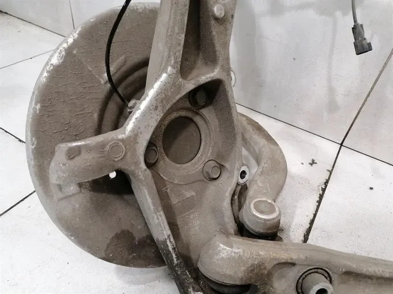 Tesla правий передній mózg 1044316 Зі Шроту