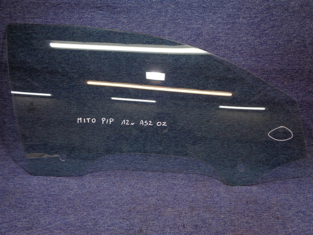 фото №1, Скло двері alfa romeo mito 2012r. права передня