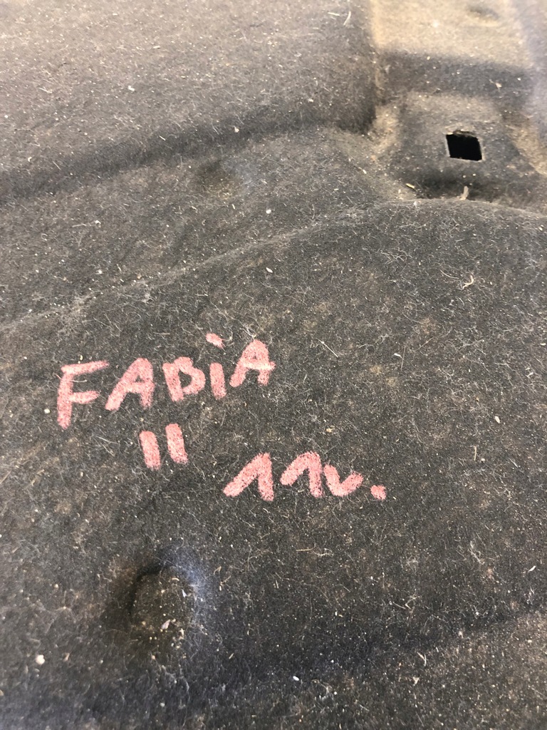 фото №7, Шумоізоляція капот skoda fabia ii