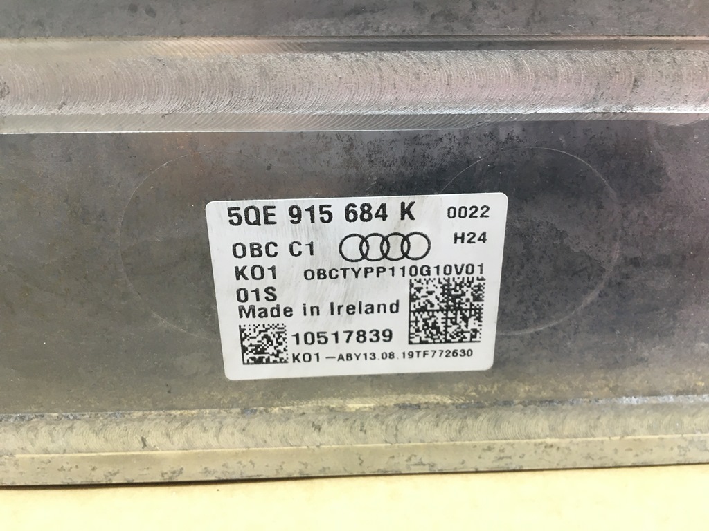 фото №10, Станция зарядки модуль audi e-tron 55 5qe915684k