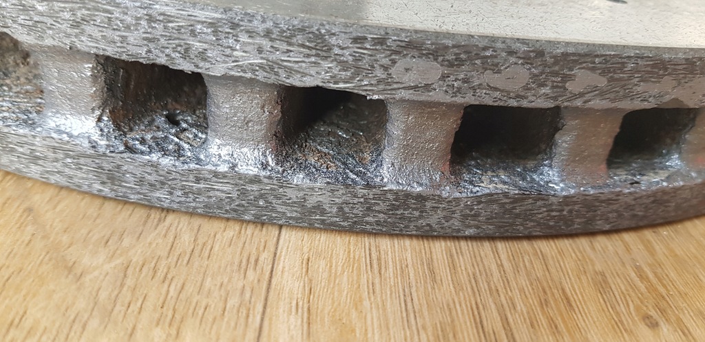 фото №10, Audi rs4 8w b9 rs5 f5 ceramika kpl гальмівні диски супорти перед гальма керамічні