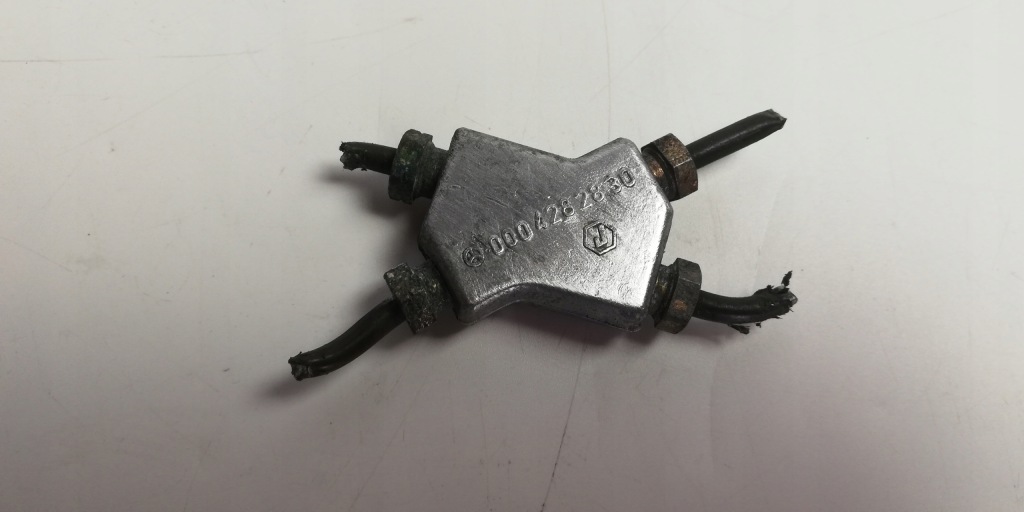 фото №1, Соединитель трубопровод тормозных mercedes w126 asr