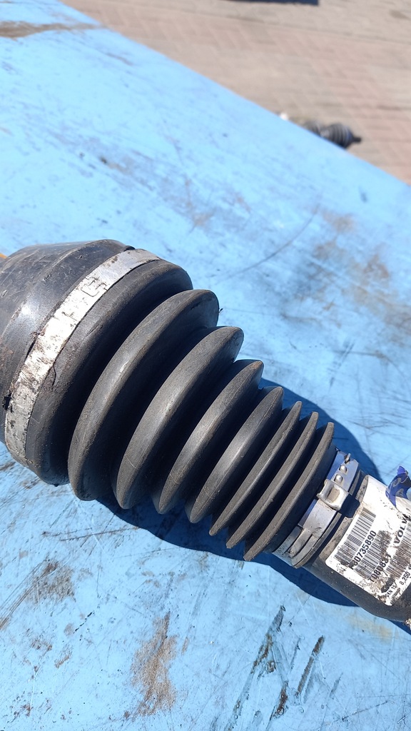 фото №4, Привідний вал права 30735890 volvo xc90 2.9b