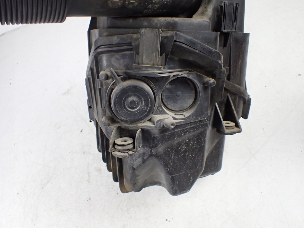 фото №5, Корпус фільтра повітря wąż труба всмоктувальна audi s8 d3 5.2 fsi 07l129628e