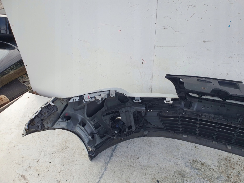 Renault megane 3 iii lift бампер перед передній в Україні