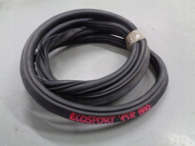 фото №3, Ford ecosport ii 15 прокладка крышки багажника задняя