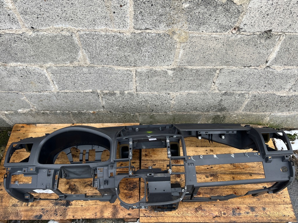 фото №1, Приборная панель приборная панель консоль vw t5 multivan