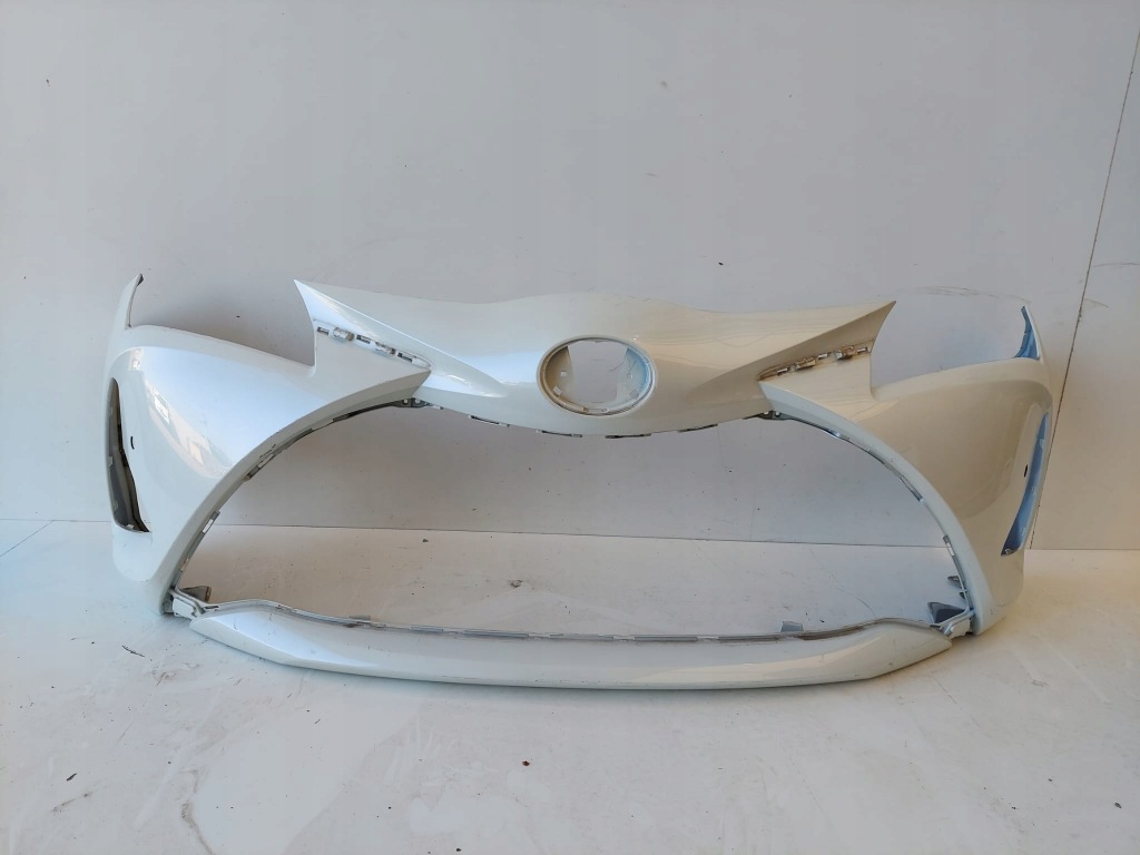 фото №1, Toyota yaris iii lift бампер перед оригинал