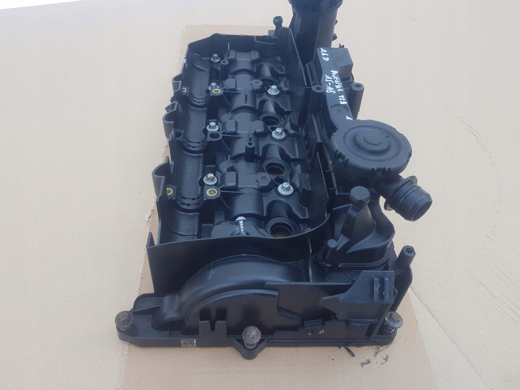 фото №9, Кришка клапанів кришка avensis t29 verso auris ii 1.6 2.0 d4d 1ww n47