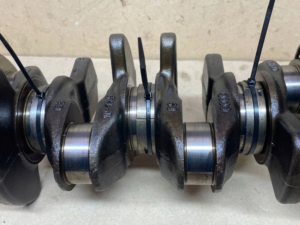 Audi a5 8t a4 b8 2.0 tfsi cdn б/у wał коленчатый + б/у вкладыши 06hn Недорого