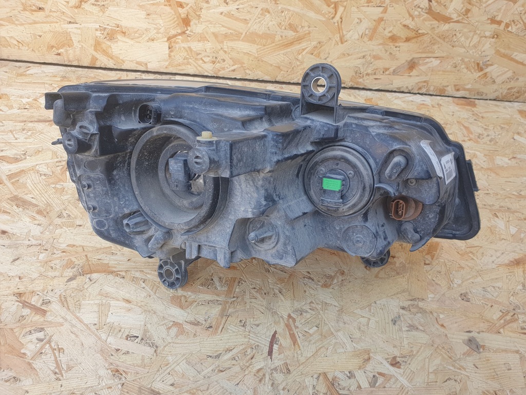 фото №8, Chrysler caravan voyager лампа левый перед