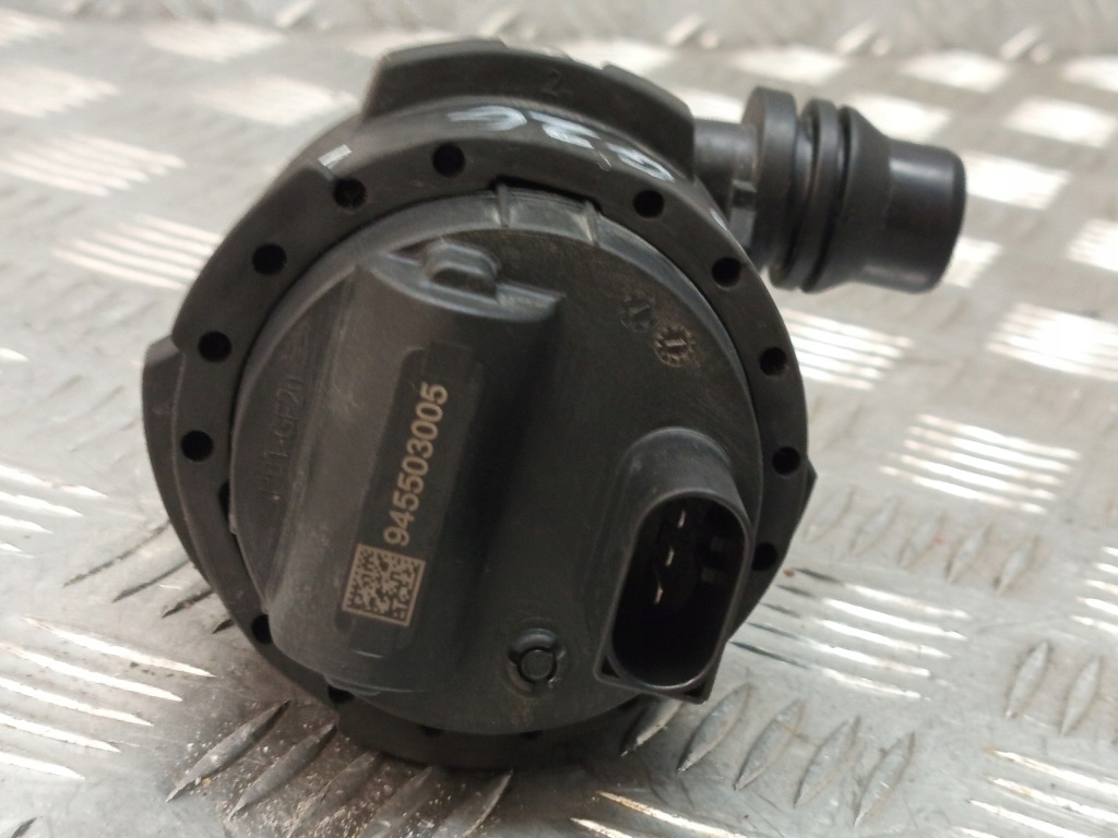 Bmw оригінальний номер 9455030 i4 g26 додаткова насос помпа води Київ