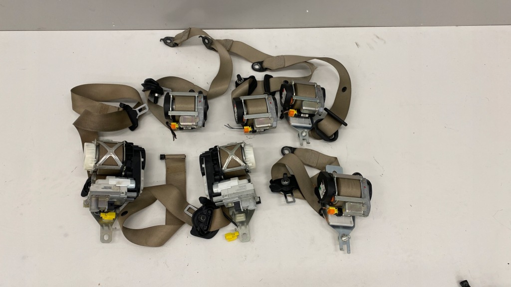 фото №1, Pas ремни безопасности mercedes gl w166 gls x166 orginał