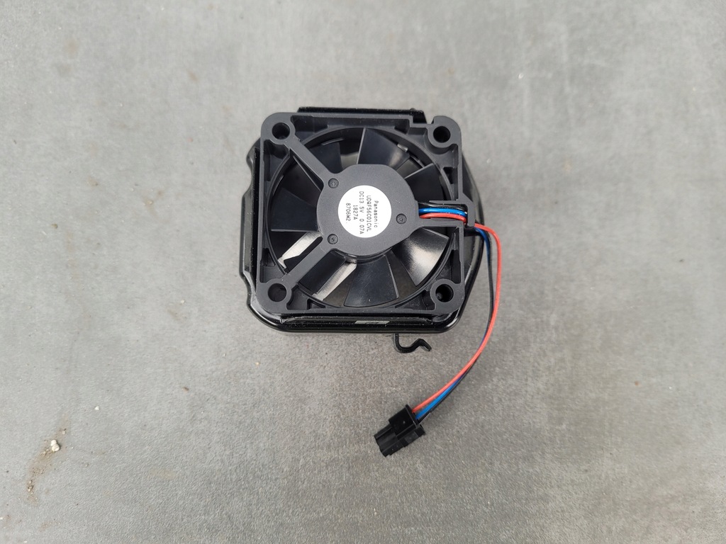 фото №1, Vw passat b8 вентилятор led udqf56c01cvl