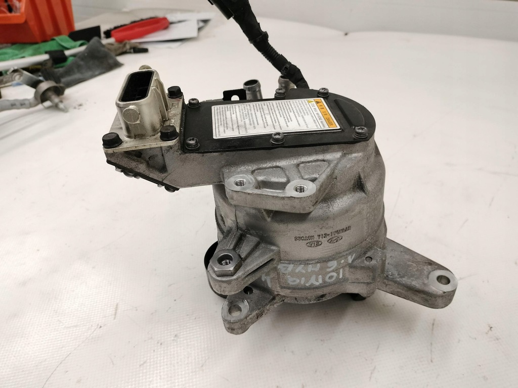 фото №6, Генератор гибрид hyundai ioniq 4 1.6 gdi hyb 16r g4le