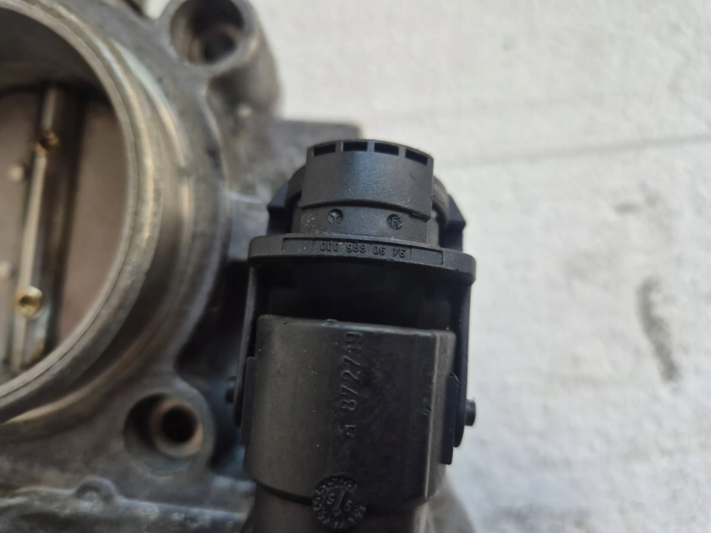Дросельна заслінка 0009880676 mercedes r129 320sl Недорого