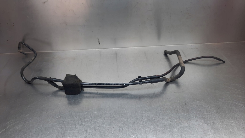 Купити Шланг вакууму 6773708 bmw e61 03-07r 2.0d