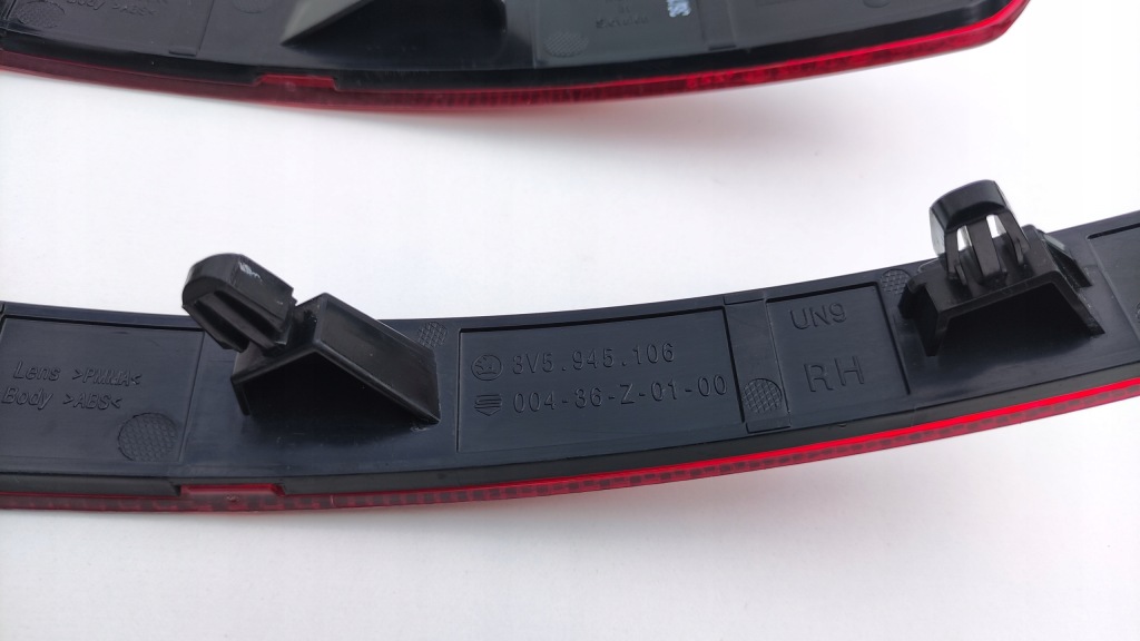 фото №5, Skoda superb iii 3v5 sedan отражатель бампера правый левый задняя dr246