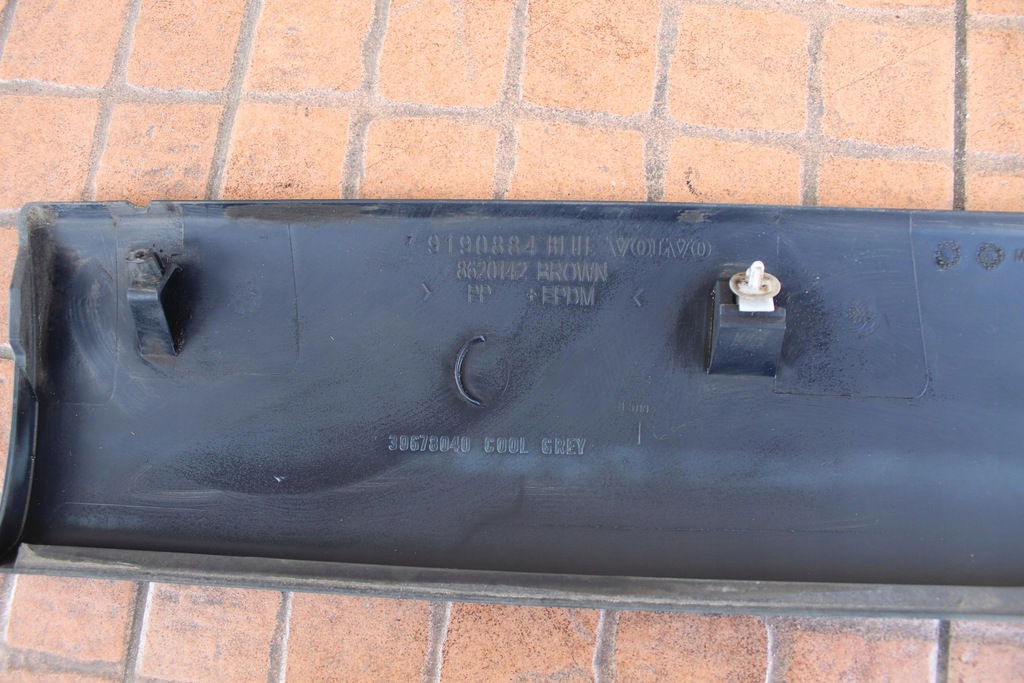 фото №7, Молдинг дверь правый перед volvo xc70 i 9190884