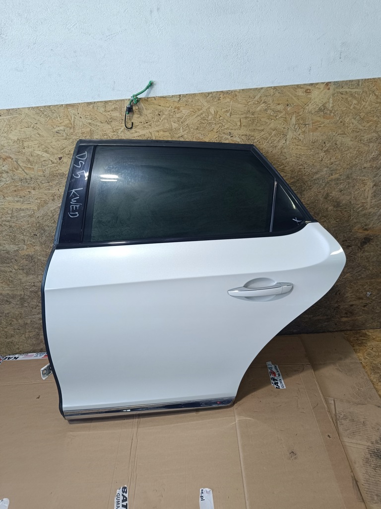 фото №1, Дверь левая задняя kwed citroen ds5