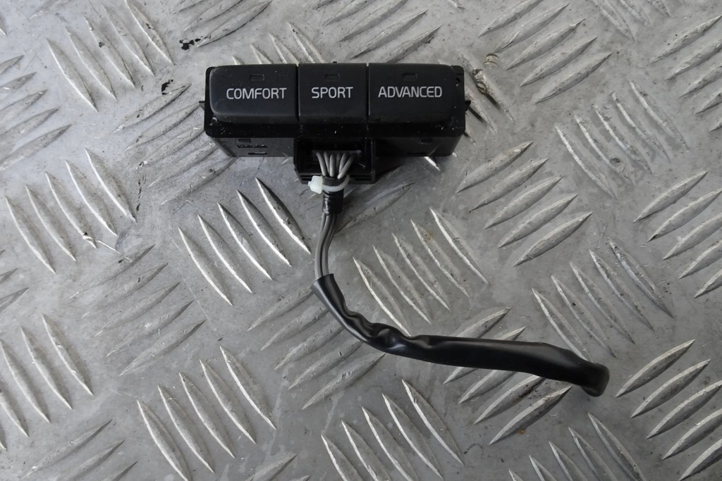 фото №1, Volvo xc60 кнопка перемикач панель підвіска 08-